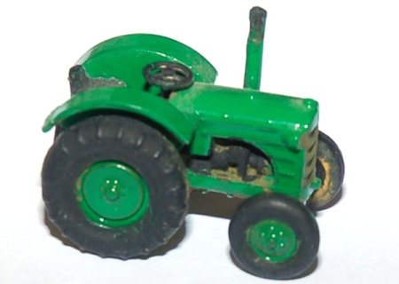 Schlepper Traktor grün