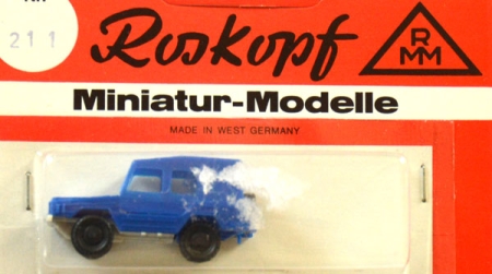 VW Iltis Geländewagen THW blau