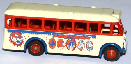 AEC Regal Single Deck Bus – Big Top creme