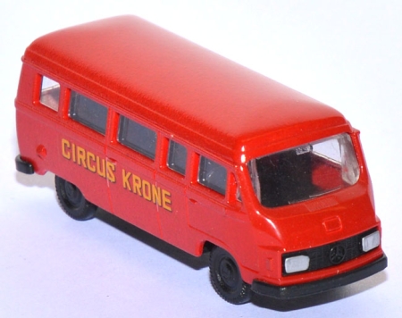Mercedes-Benz L 207 Bus Circus Krone rot
