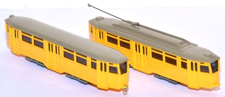 Straßenbahn - LHB Triebwagen V7 + O&K Beiwagen V7B gelb