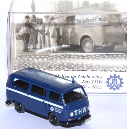 VW T2 Bus THW Bezirksverband Berlin-Steglitz ultramarinblau