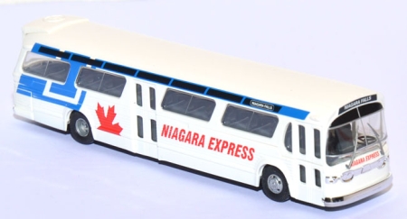 Amerikanischer Bus Fishbowl Niagara Express weiß 44503