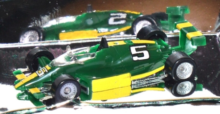 Indy Car No. 5 grün