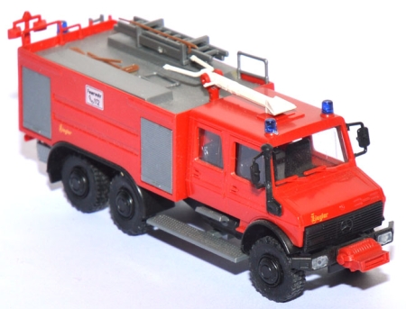 Mercedes-​Benz Unimog 2450 TLF 28/48-5 Feuerwehr rot