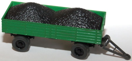 Pritschen-Lkw-Anhänger 2achsig mit Kohlenladung grün