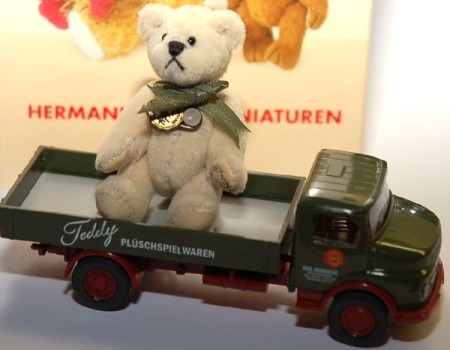 Mercedes-Benz L 1413 Pritschen-Lkw Teddy Hermann