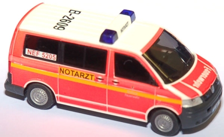 VW T5 Bus Binz TLW Notarzt Berliner Feuerwehr