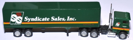 Freightliner COE Koffersattelzug Syndicate Sales, Inc.