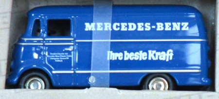 Mercedes-Benz L 319 Kasten Ihre beste Kraft blau