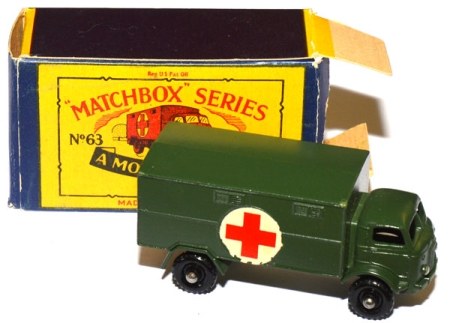 63A Ford Army Ambulance grün