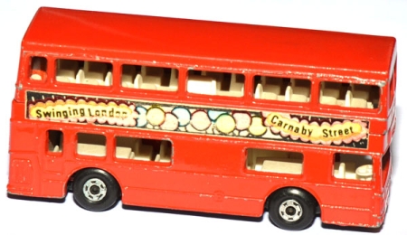 17B The Londoner Bus Swinging London rot