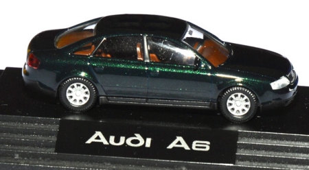 Audi A6 Limousine grün