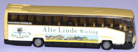 Mercedes-Benz Reisebus Alte Linde Wieling creme