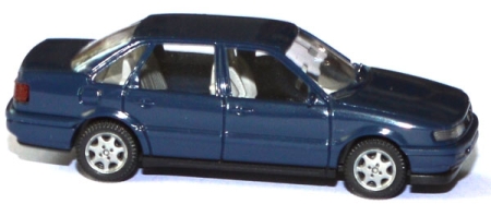 VW Passat 4 Limousine stahlblau