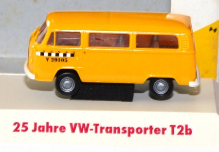 VW T2 Bus Crashtest gelb
