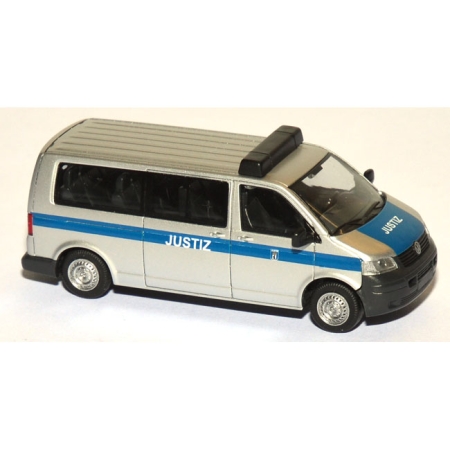 VW T5 Bus GefKW Justiz Berlin silber