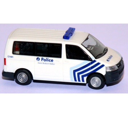 VW T5 Bus Police Polizei Belgien weiß