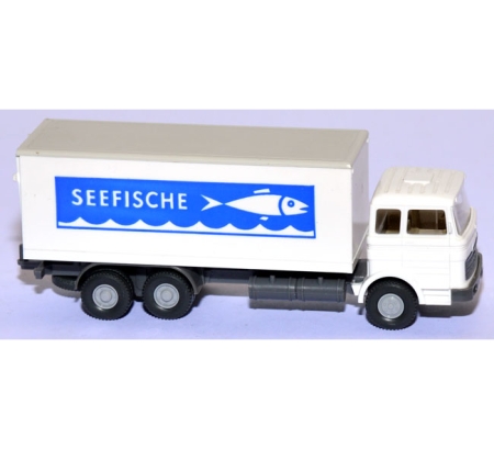 Mercedes-Benz LP 2223 Koffer-Lkw Seefische weiß