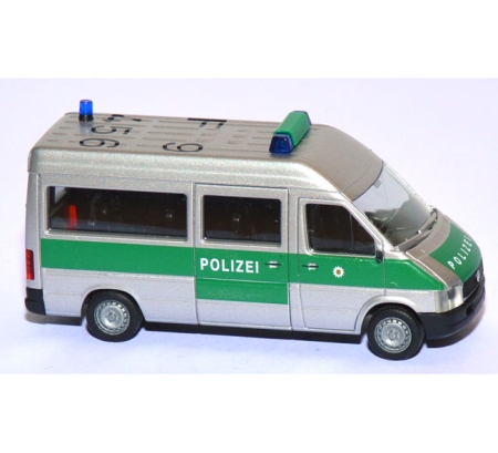 VW LT 2 Bus Polizei Baden-Württemberg grün