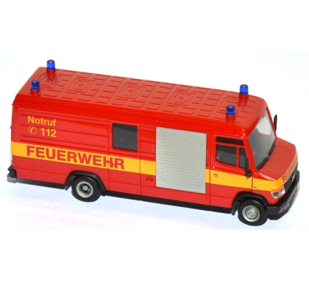 Mercedes-Benz T2 Vario LRF Feuerwehr rot