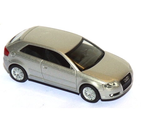 Audi A3 facelift silbermetallic