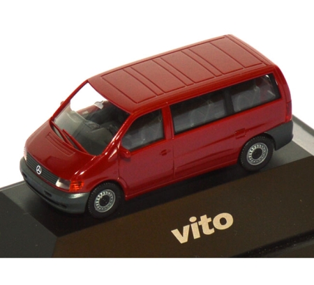 Mercedes-Benz Vito Bus weinrot