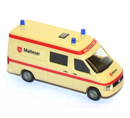 VW LT2 Malteser RTW creme