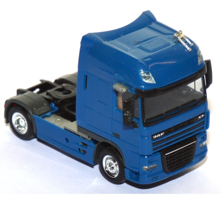 DAF XF Euro 6 Solozugmaschine blau