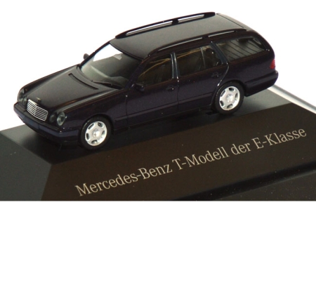 Mercedes-Benz T-Modell der E-Klasse schwarz