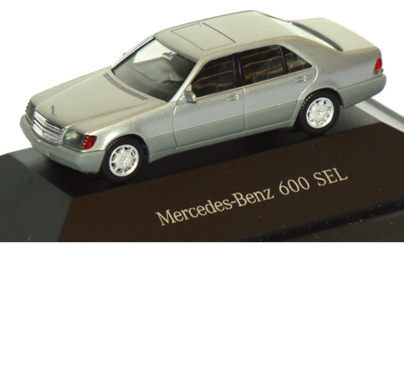 Mercedes-Benz 600 SEL Limousine silber