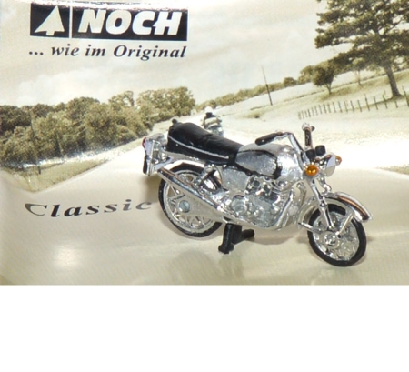 Motorrad Norton Commando 850 silber