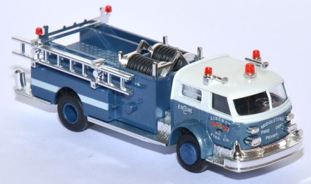 American LaFrance Pumper Fire Department Middletown Feuerwehr blau 46020
