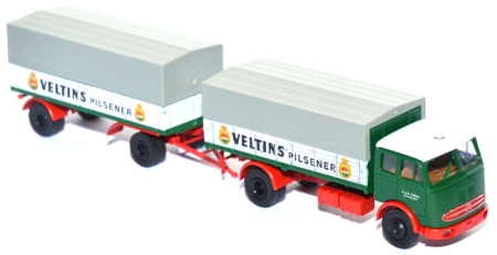 Mercedes-Benz LP 334 Pritschenlastzug Veltins grün