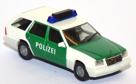 Mercedes-Benz E 320 Touring Polizei grün