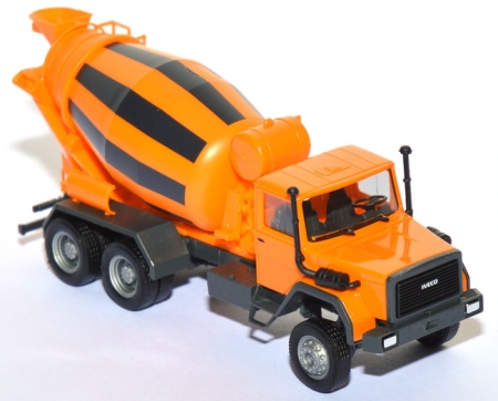 Magirus Hauber Betonmischer-LKW orange