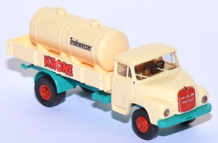 MAN 650 Pritschen-LKW mit Trinkwassertank Circus Krone creme