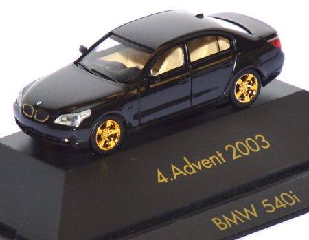 BMW 540i (E60) - 4. Advent 2003 schwarz