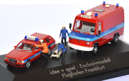 Mercedes-Benz E320 + T2 RTW Set Feuerwehr Flughafen Frankfurt