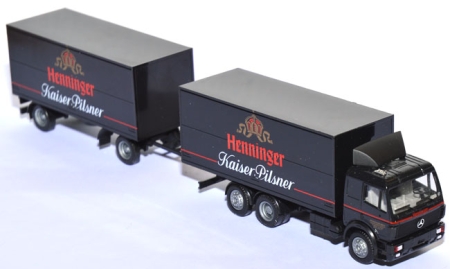 Mercedes-​Benz SK Getränkekoffer-​Lastzug Henninger