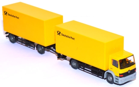 Mercedes-​​Benz Atego 1823 Kofferlastzug Deutsche Post