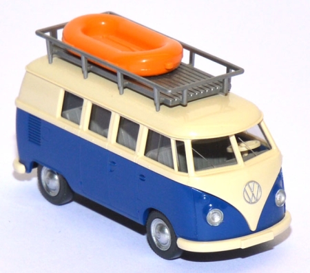 VW T1 Bus mit Dachgepäckträger und Schlauchboot