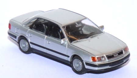 Audi 100 Limousine silbermetallic