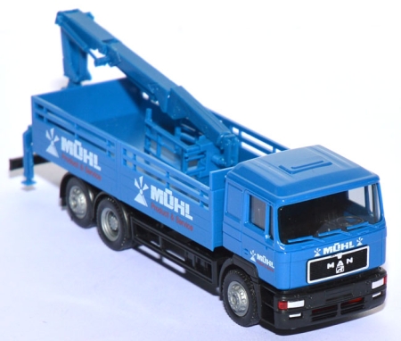 MAN F 90 Pritschen-Lkw mit Ladekran Mühl blau