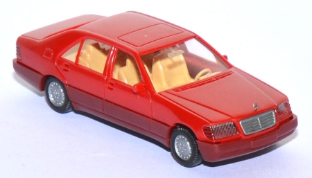 Mercedes-​​Benz 500 SEL rot