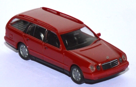 Mercedes-Benz E 320 T rot