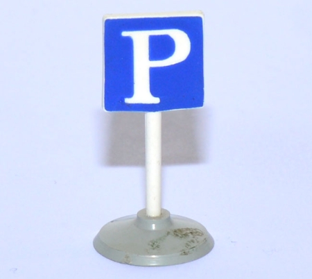 Verkehrszeichen für den Parkplatz flacher Sockel