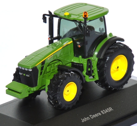 John Deere 8345R grün