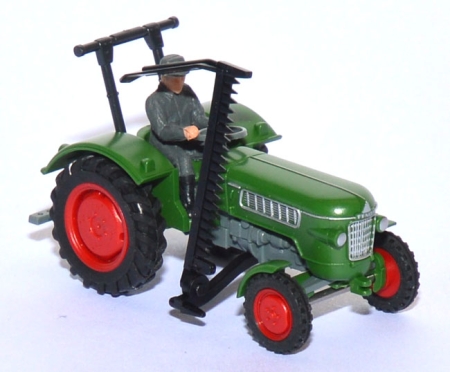 Fendt Farmer 2 Schlepper mit Mähwerk grün