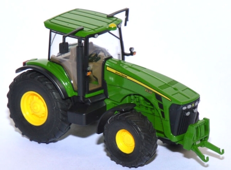 John Deere 8530 grün